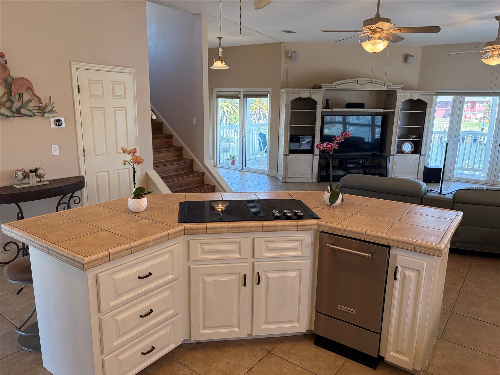 Image 13 of 46 For 6441 Clark Street