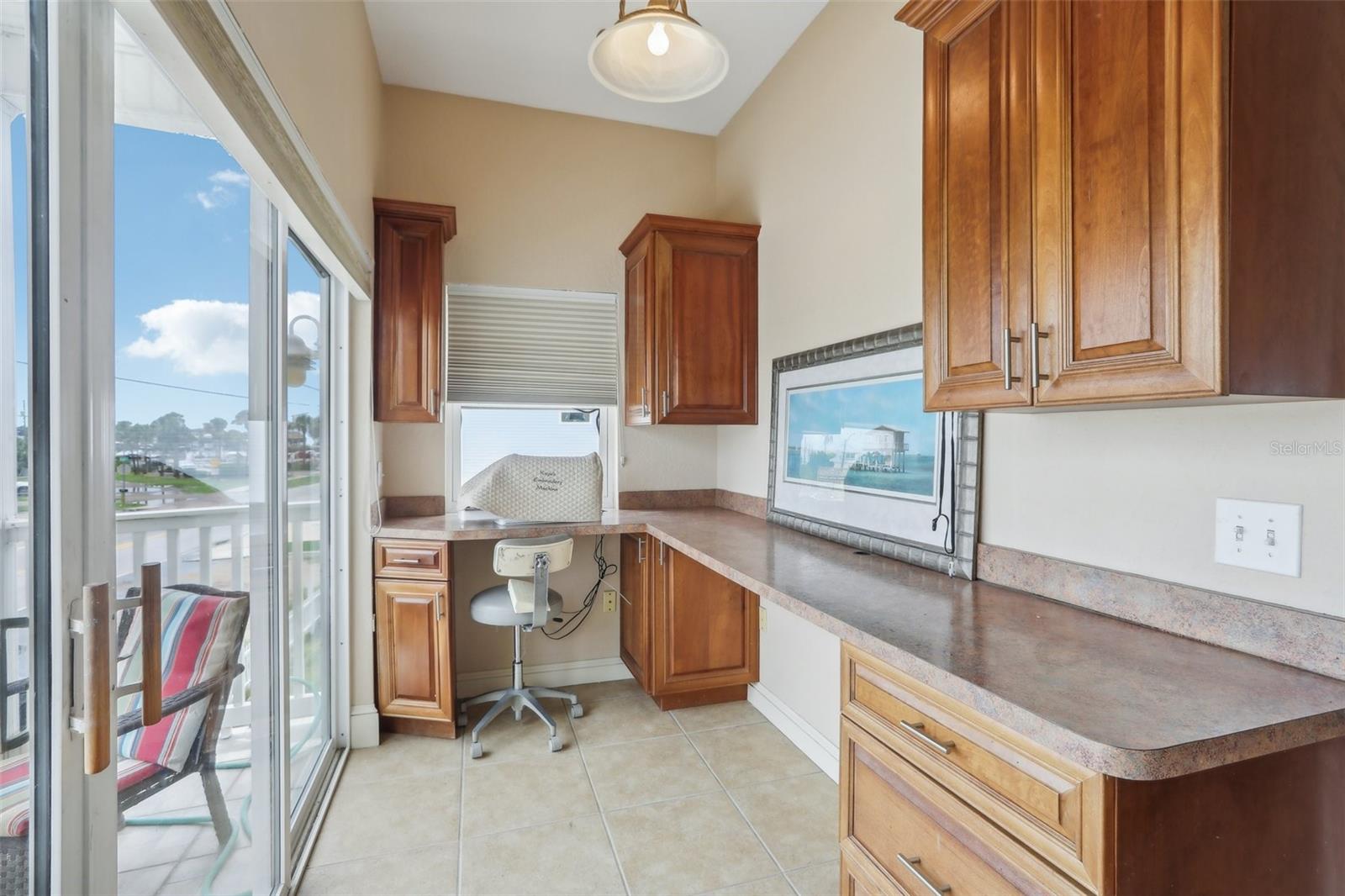 Image 19 of 46 For 6441 Clark Street