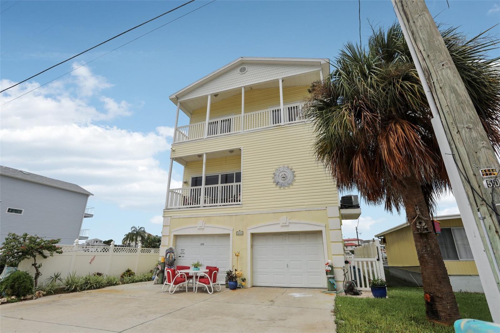 Image 3 of 46 For 6441 Clark Street