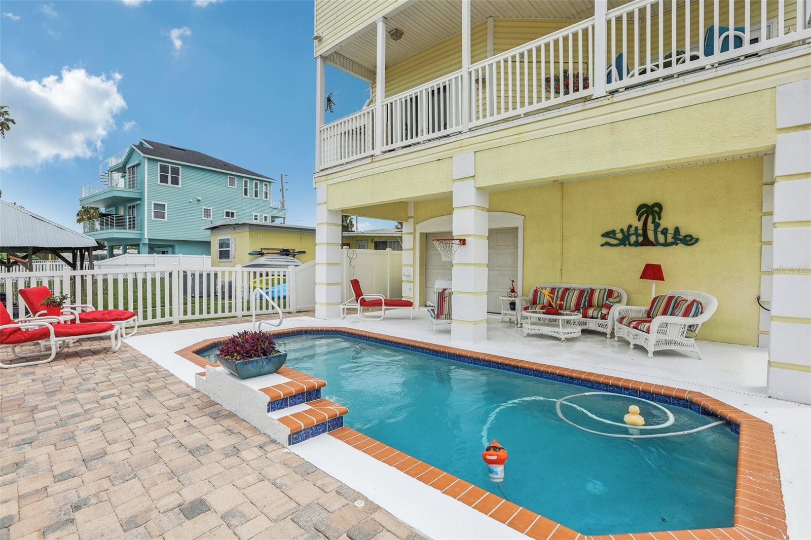 Image 43 of 46 For 6441 Clark Street