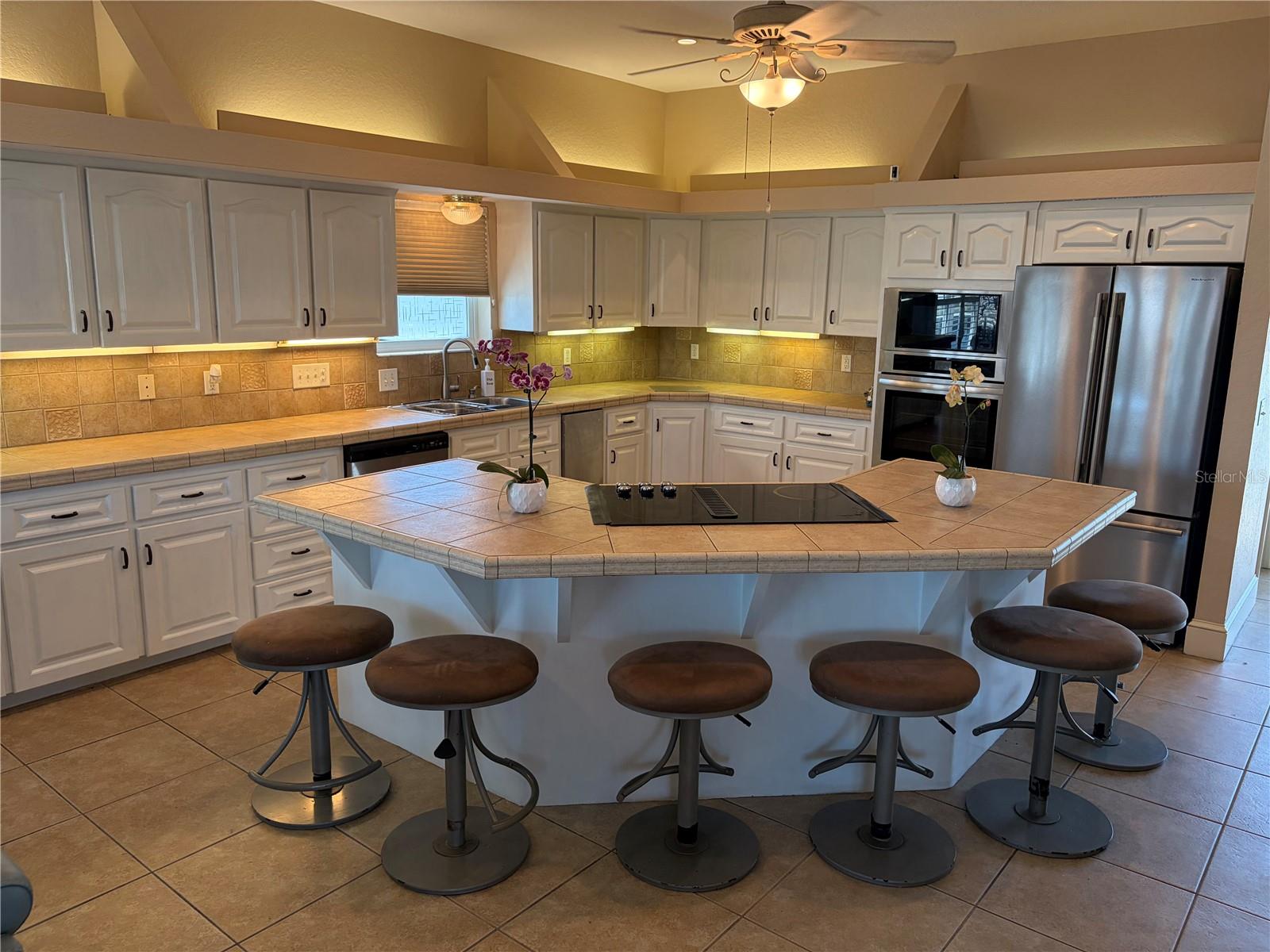 Image 9 of 46 For 6441 Clark Street