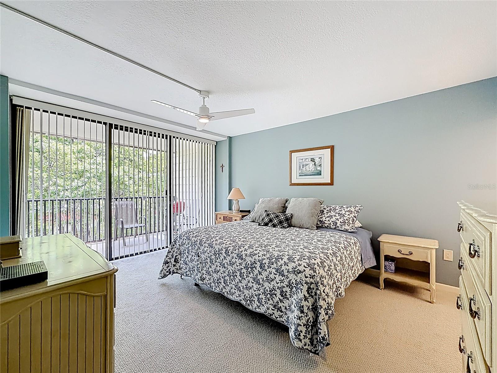 Image 25 of 51 For 2700 Bayshore Boulevard 9302