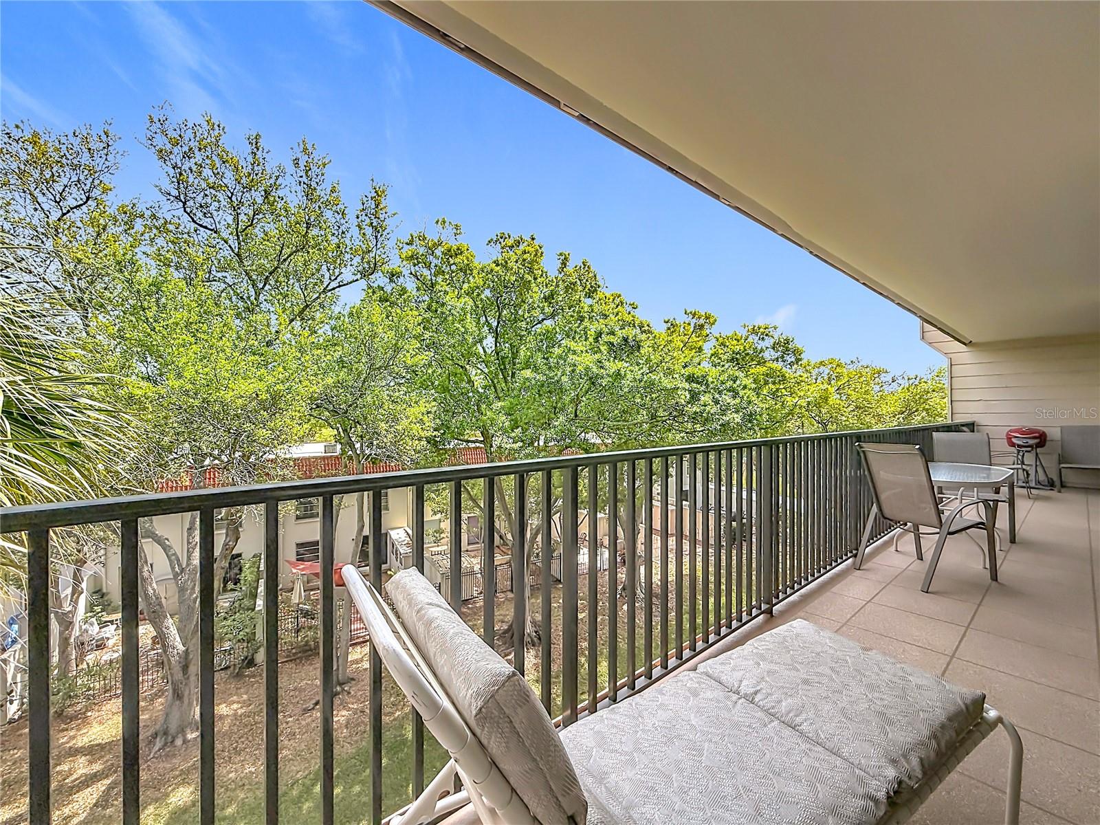 Image 31 of 51 For 2700 Bayshore Boulevard 9302