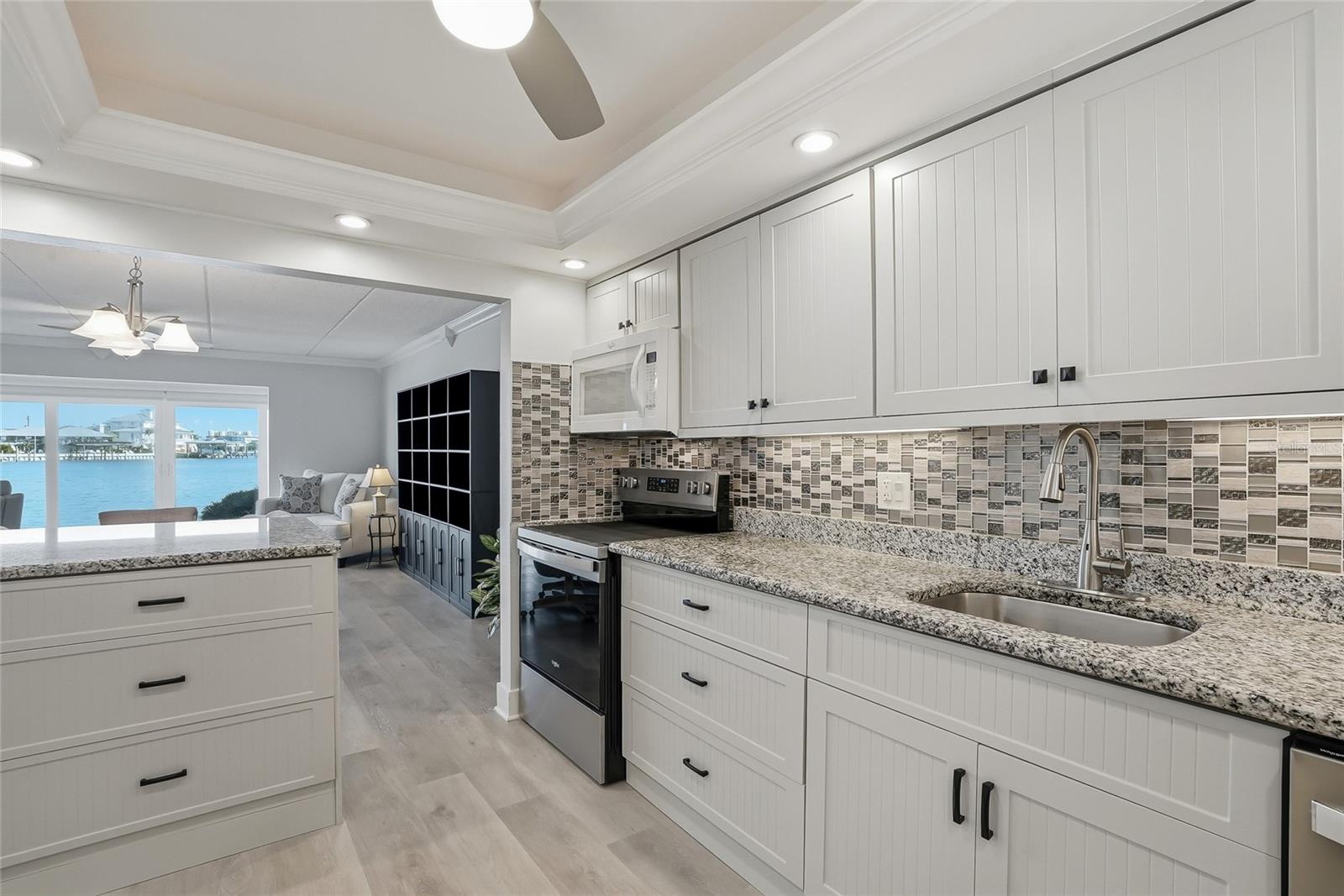 Image 9 of 64 For 868 Bayway Boulevard 101