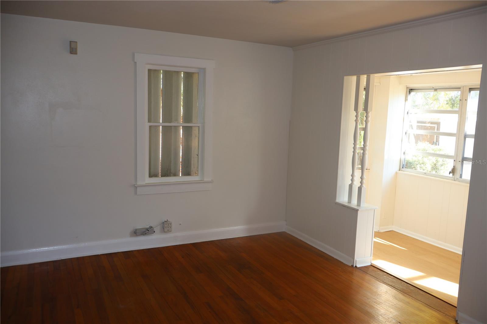 Image 6 of 25 For 3815 De Leon Street