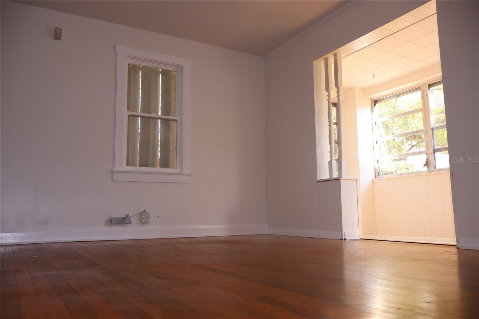 Image 7 of 25 For 3815 De Leon Street