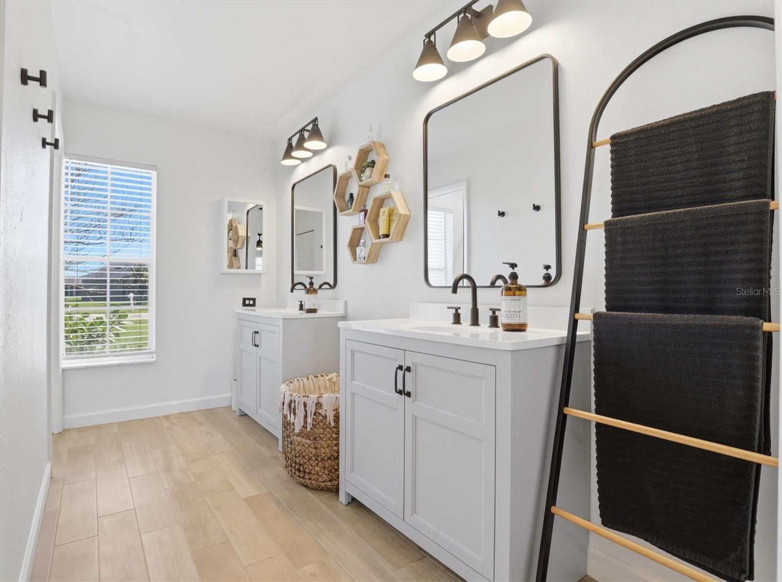 Image 33 of 63 For 3713 Sarazen Drive