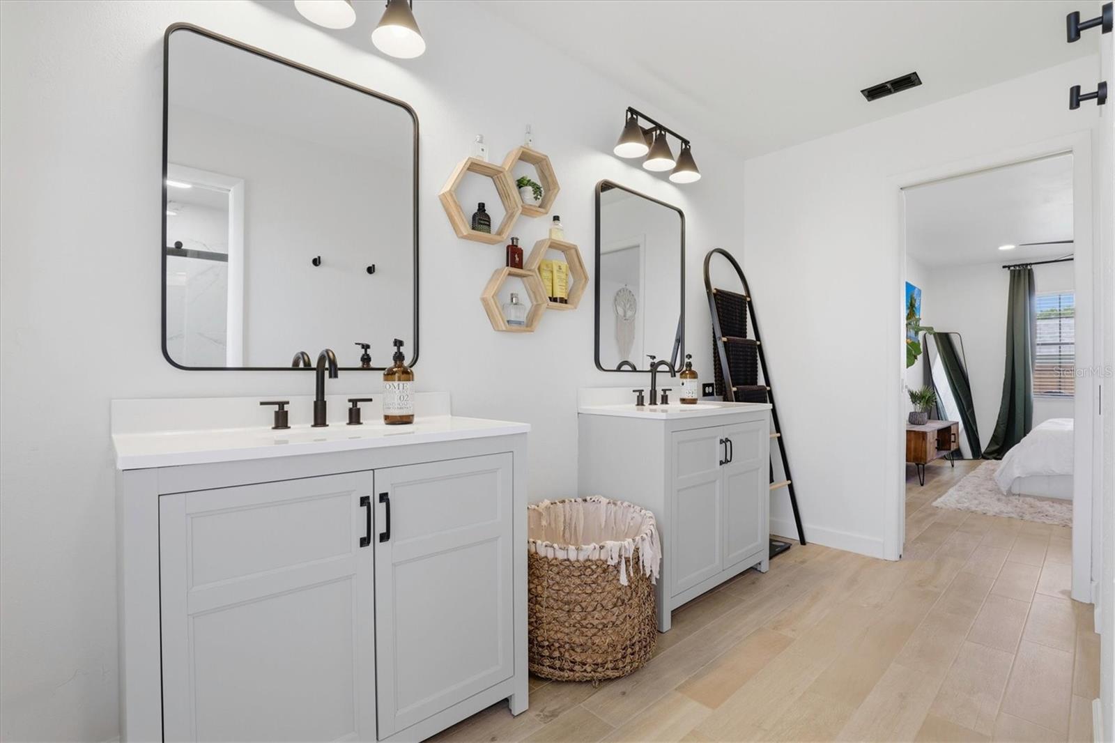 Image 34 of 63 For 3713 Sarazen Drive