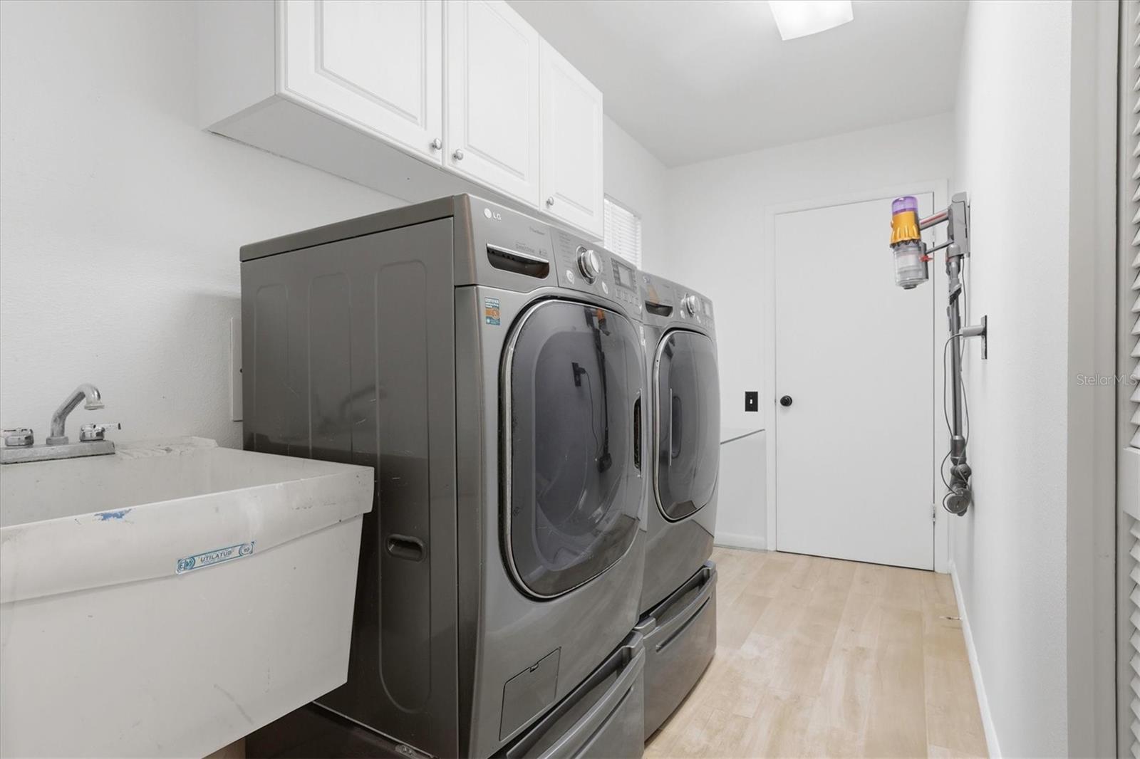 Image 43 of 63 For 3713 Sarazen Drive