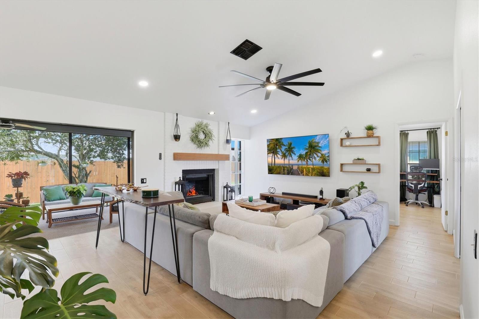 Image 9 of 63 For 3713 Sarazen Drive