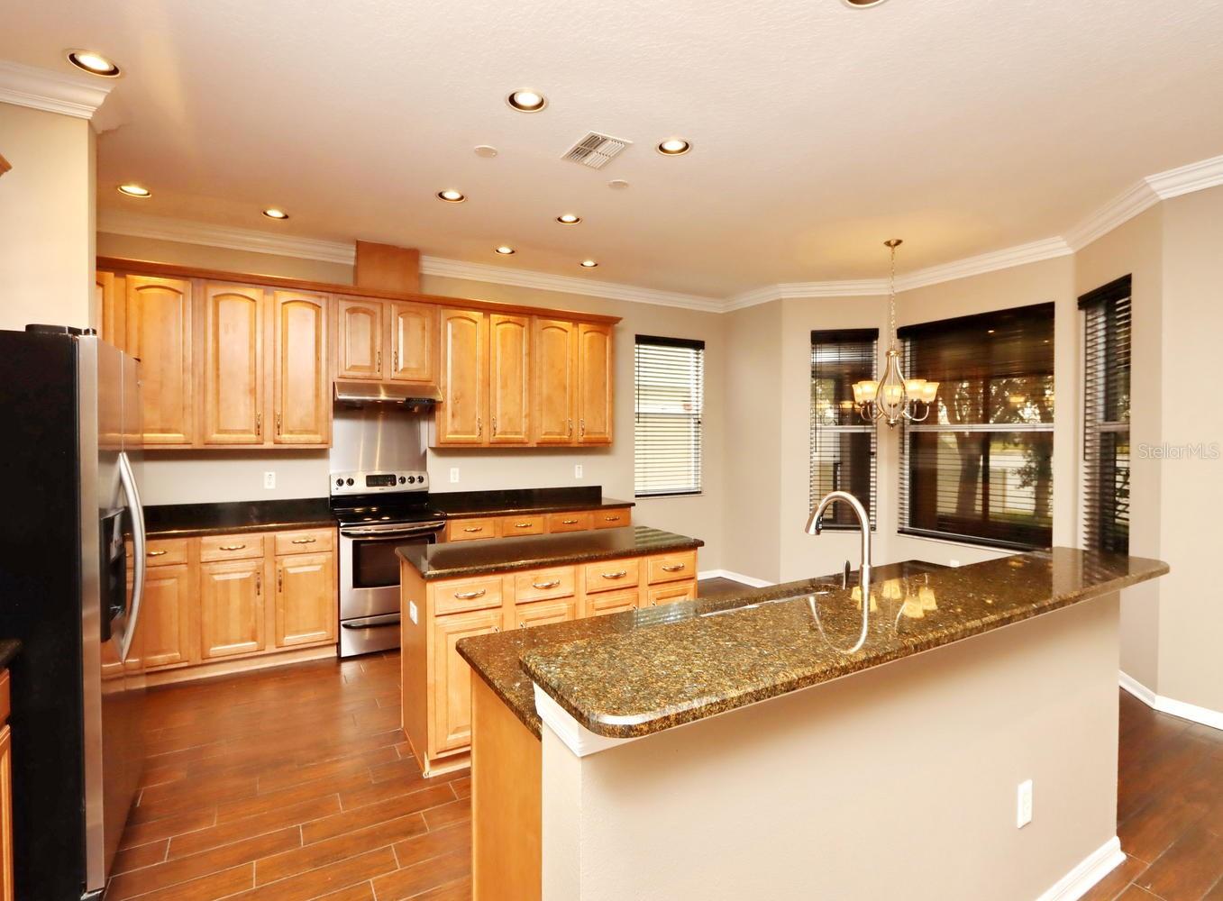 Image 9 of 36 For 13714 Artesa Bell Drive