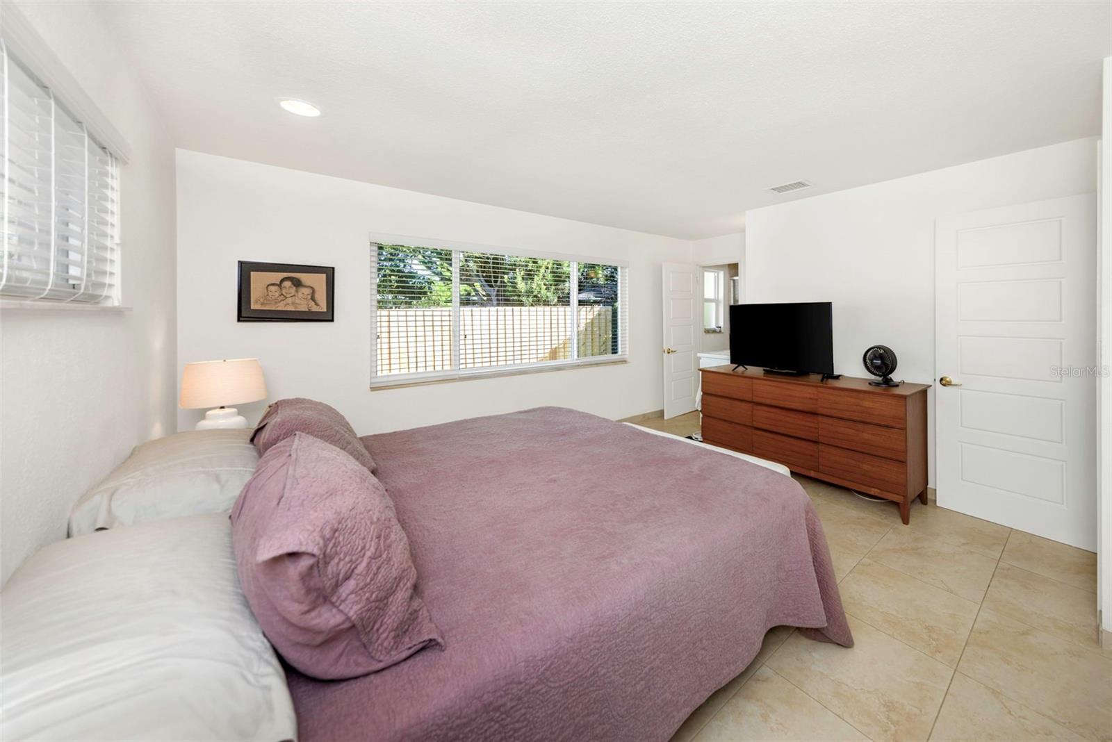 Image 24 of 75 For 6613 Flamingo Way S