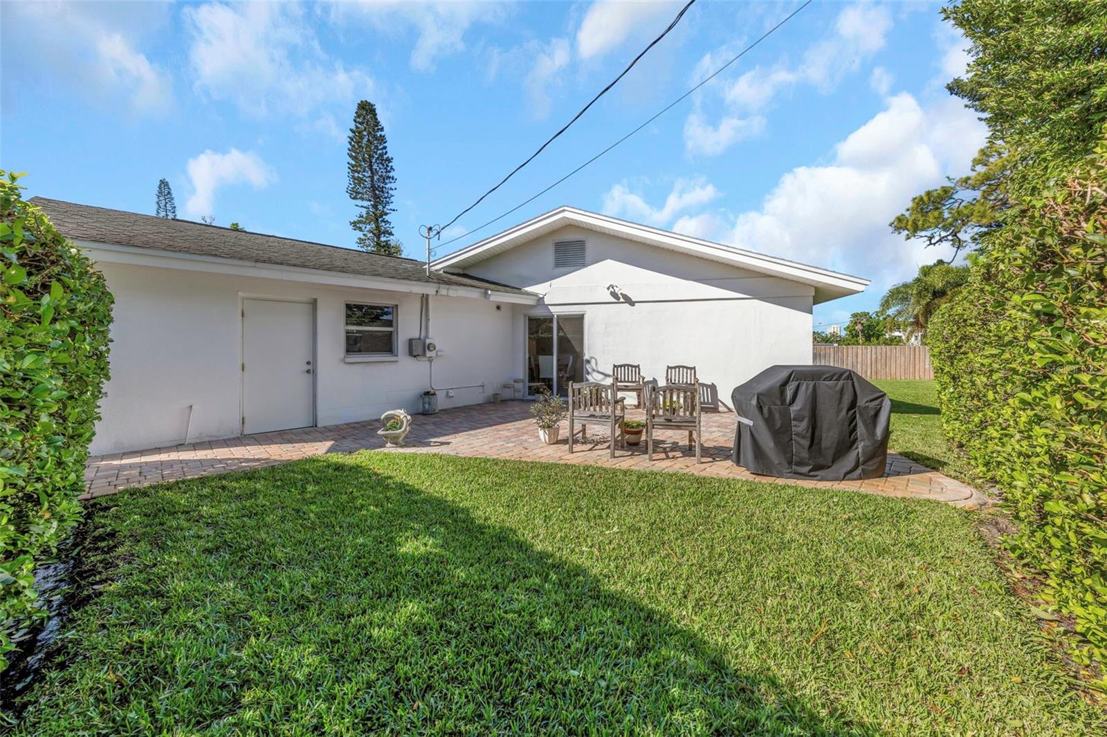 Image 39 of 75 For 6613 Flamingo Way S