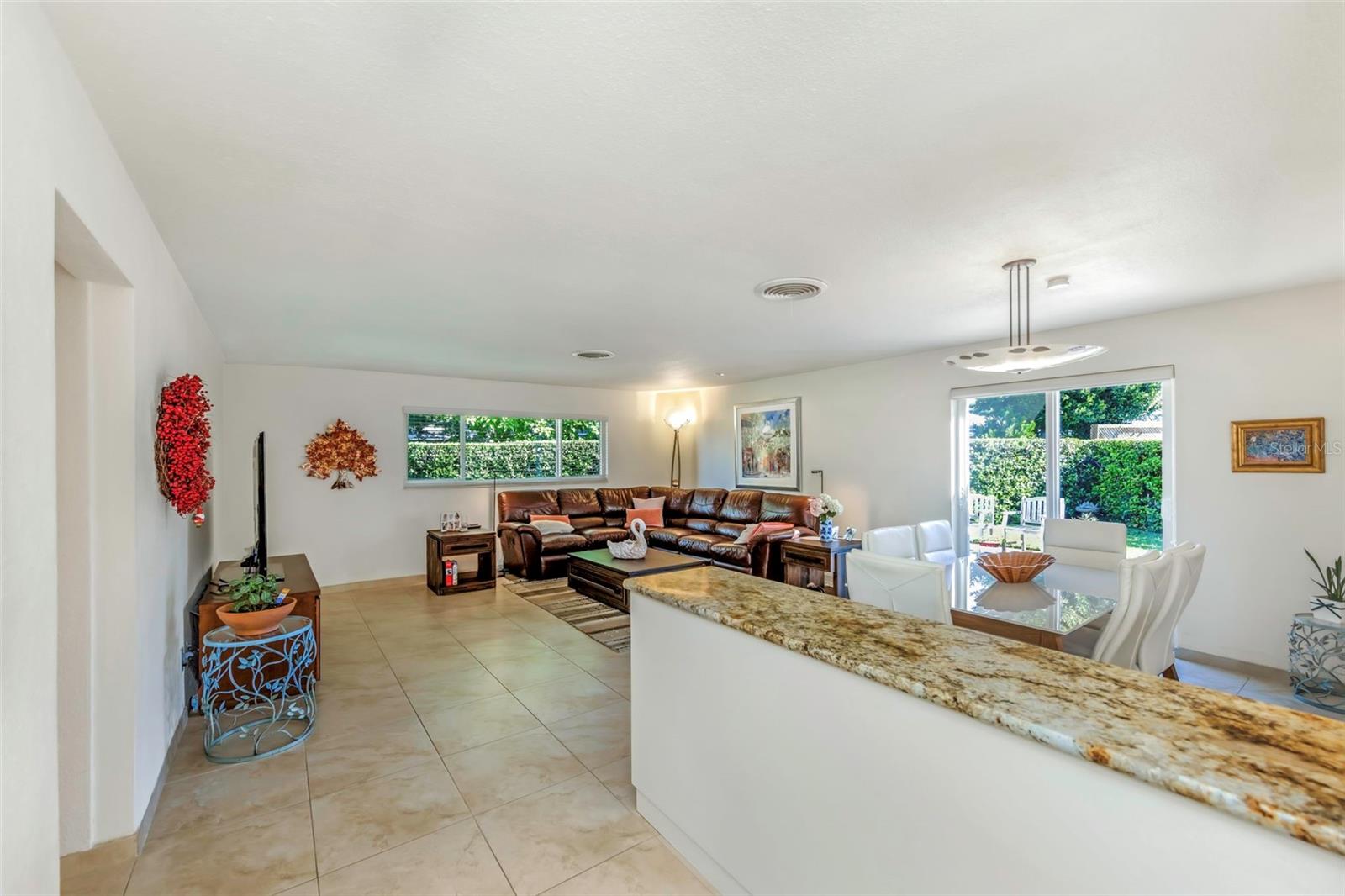 Image 4 of 75 For 6613 Flamingo Way S