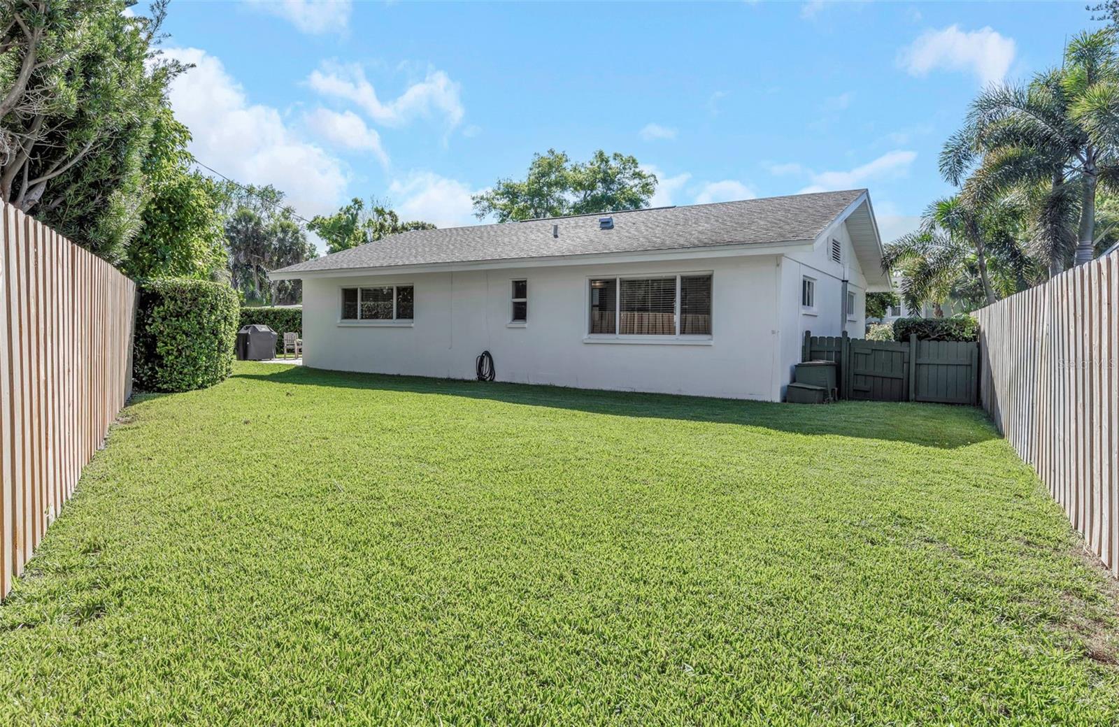 Image 44 of 75 For 6613 Flamingo Way S