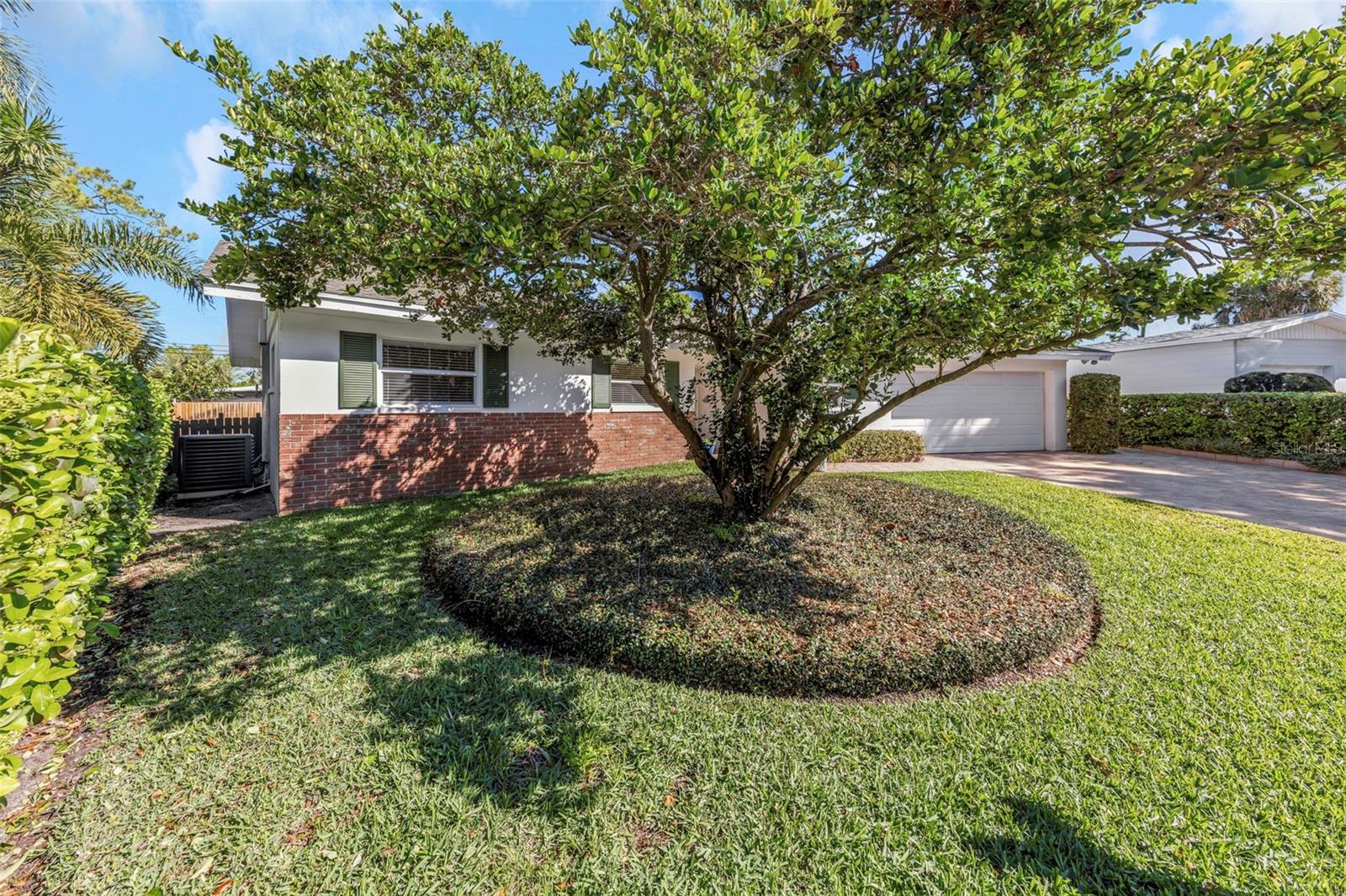 Image 47 of 75 For 6613 Flamingo Way S