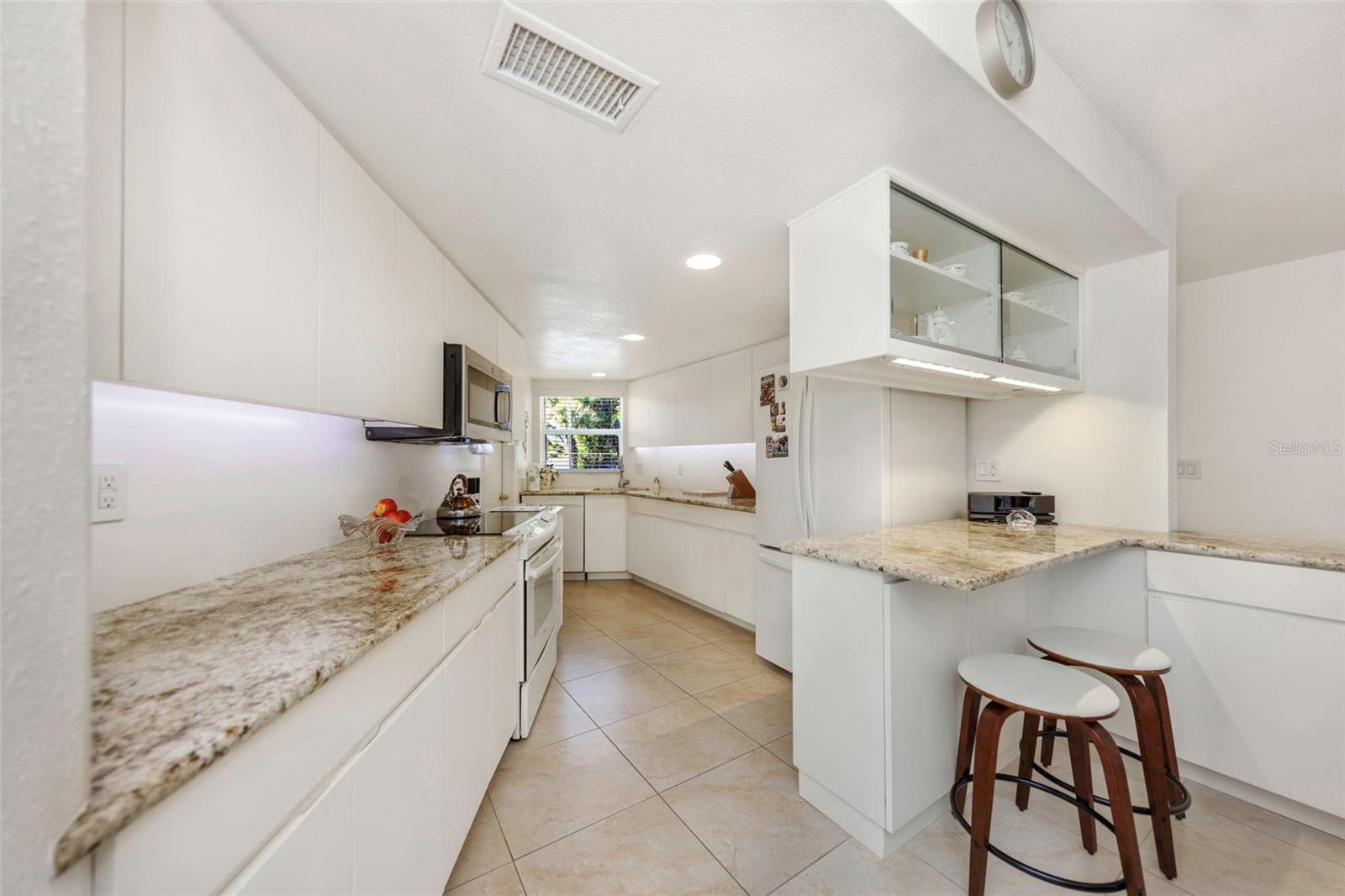 Image 8 of 75 For 6613 Flamingo Way S