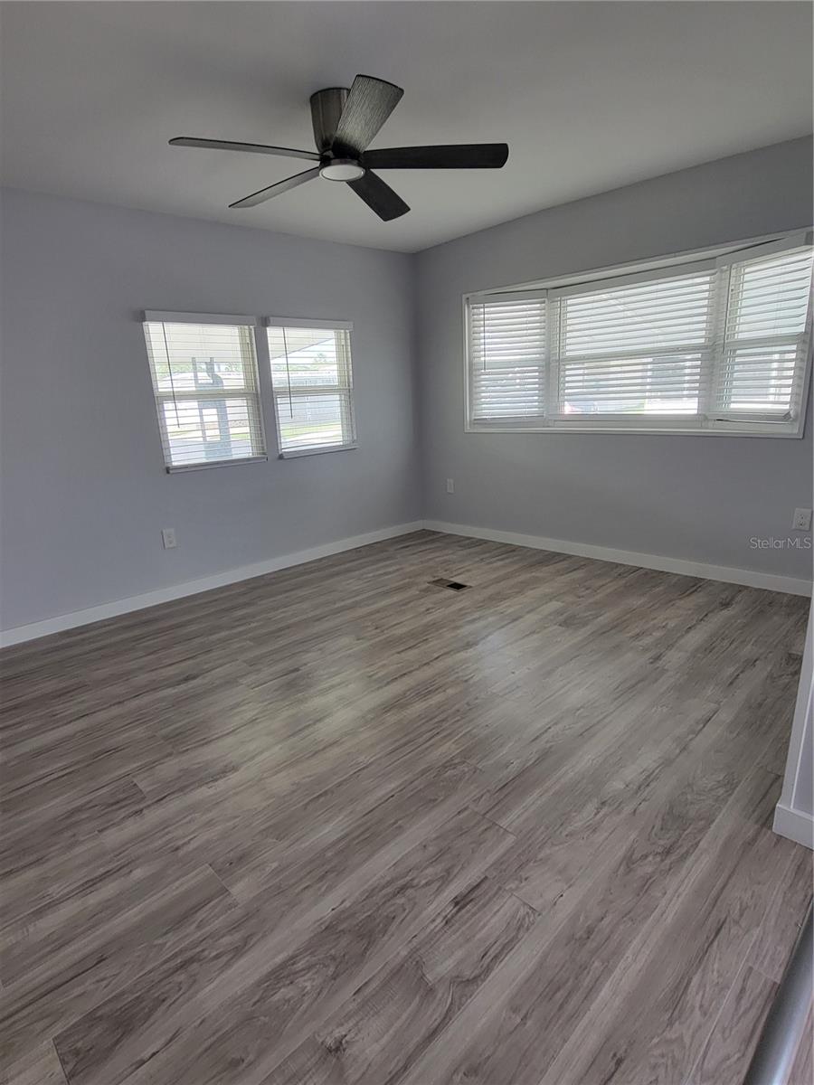 Image 10 of 21 For 10810 Tioga Drive