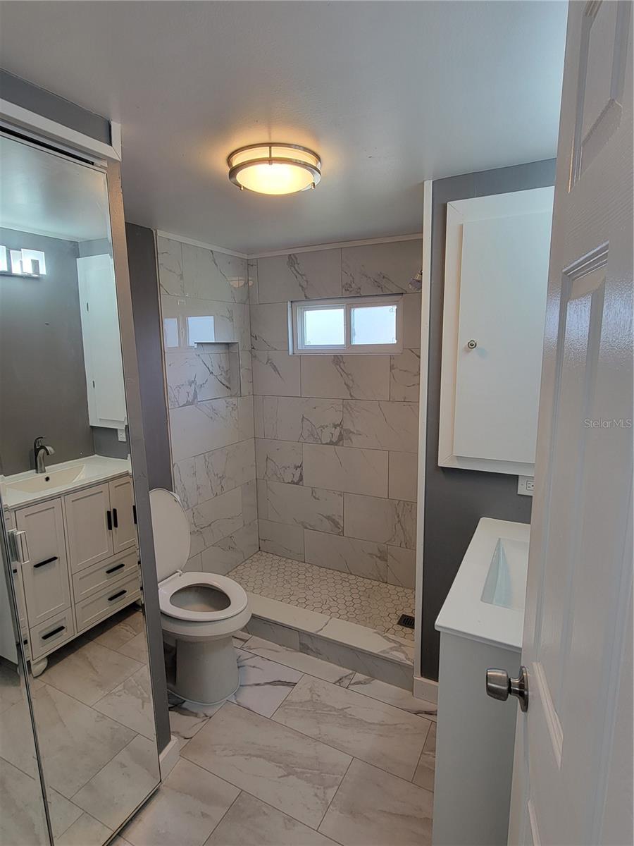 Image 17 of 21 For 10810 Tioga Drive