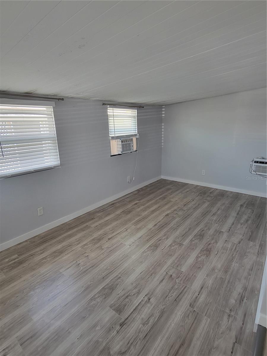 Image 8 of 21 For 10810 Tioga Drive