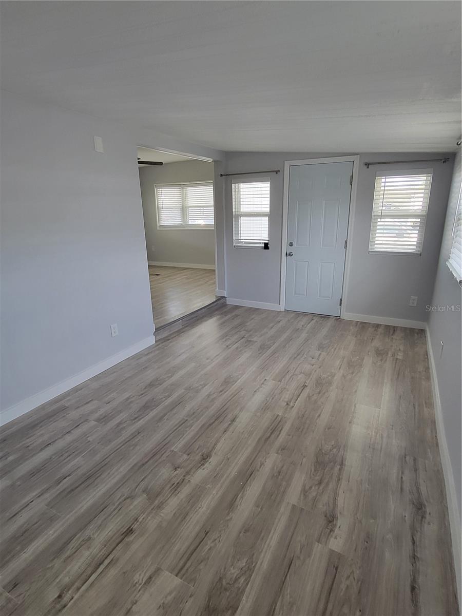 Image 9 of 21 For 10810 Tioga Drive