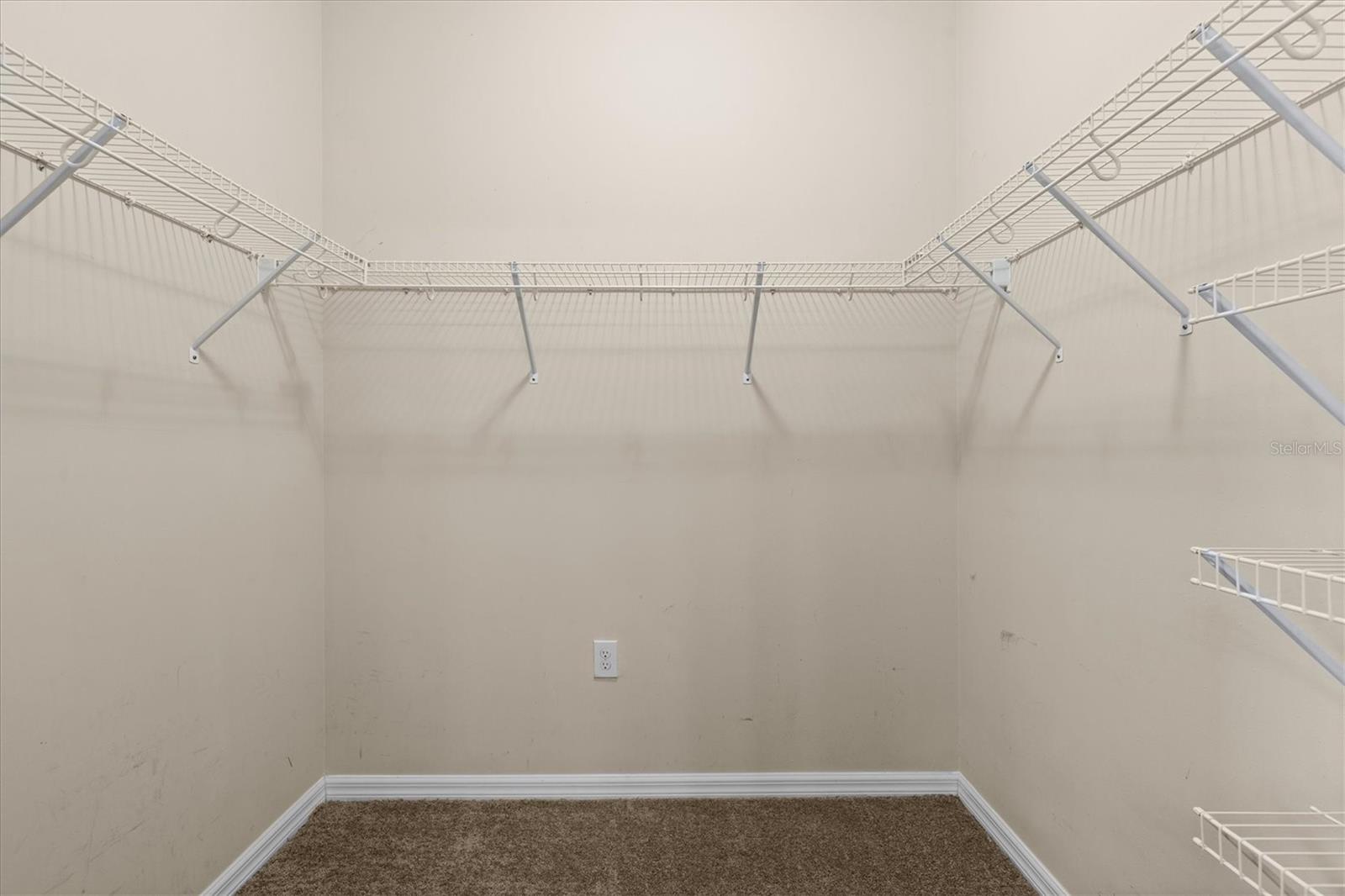 Image 28 of 53 For 6539 Boulder Run Loop