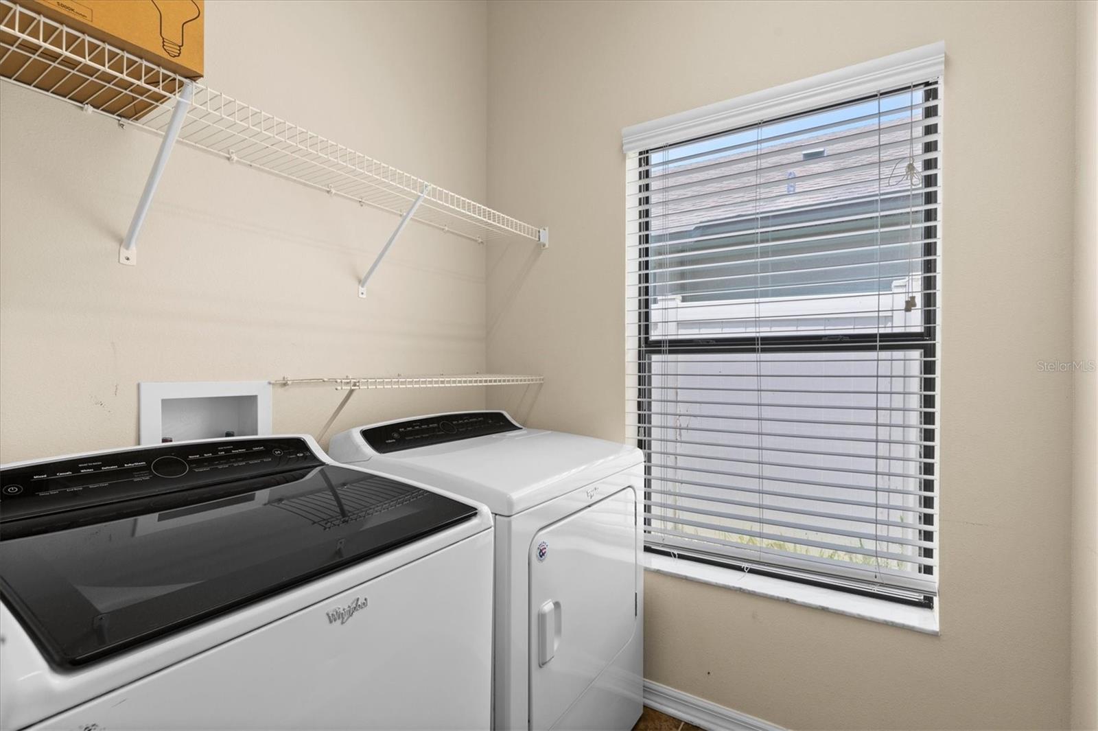 Image 36 of 53 For 6539 Boulder Run Loop