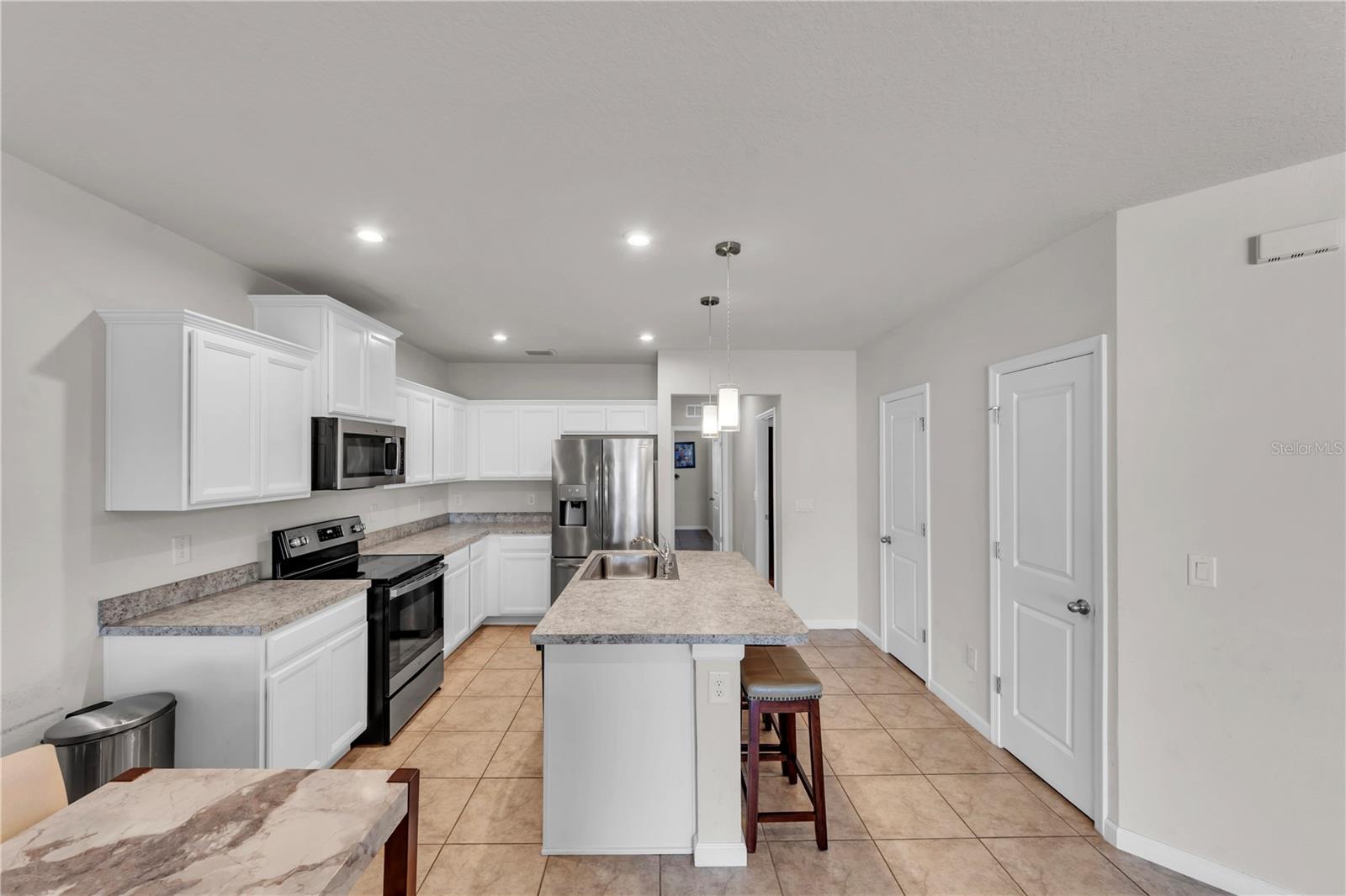 Image 7 of 26 For 18276 Turning Leaf Circle