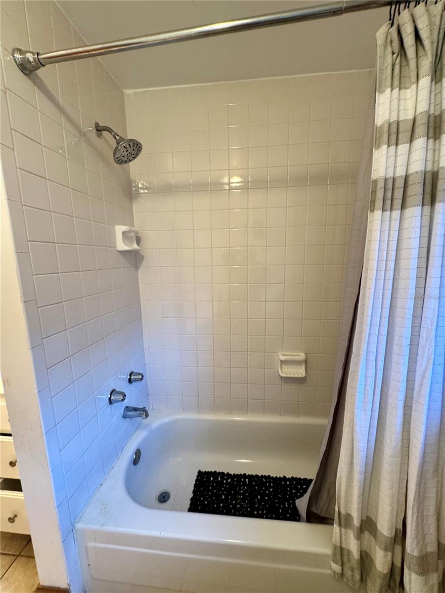 Image 13 of 20 For 6700 67th Lane N