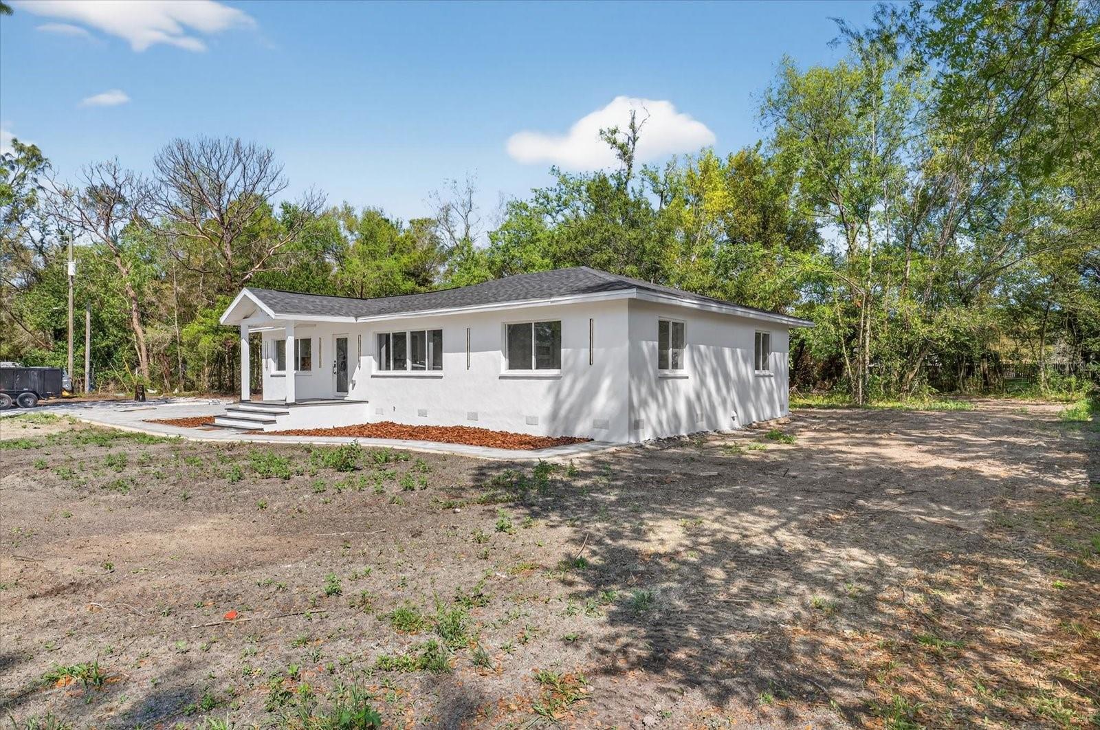 Image 28 of 50 For 17607 Rockledge Avenue