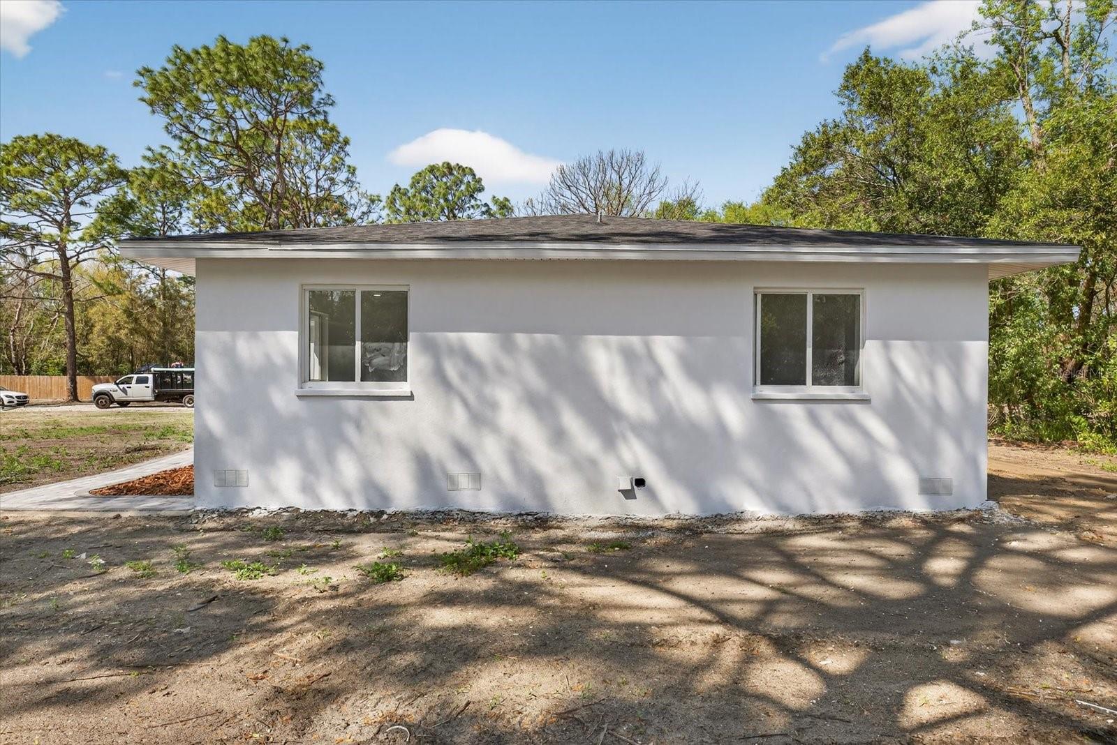 Image 29 of 50 For 17607 Rockledge Avenue