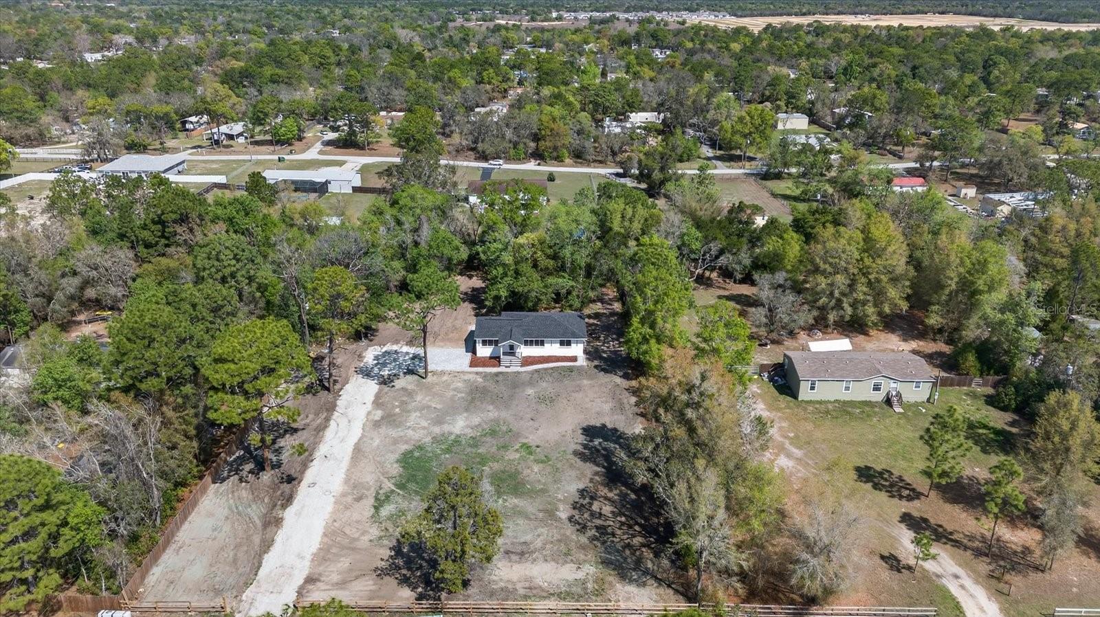 Image 36 of 50 For 17607 Rockledge Avenue