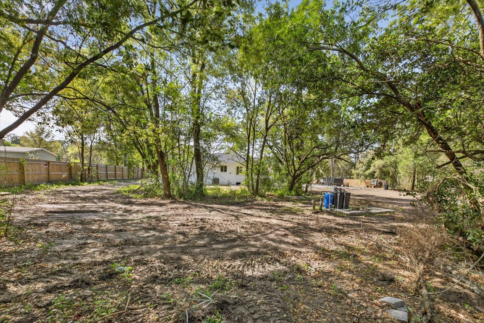 Image 47 of 50 For 17607 Rockledge Avenue