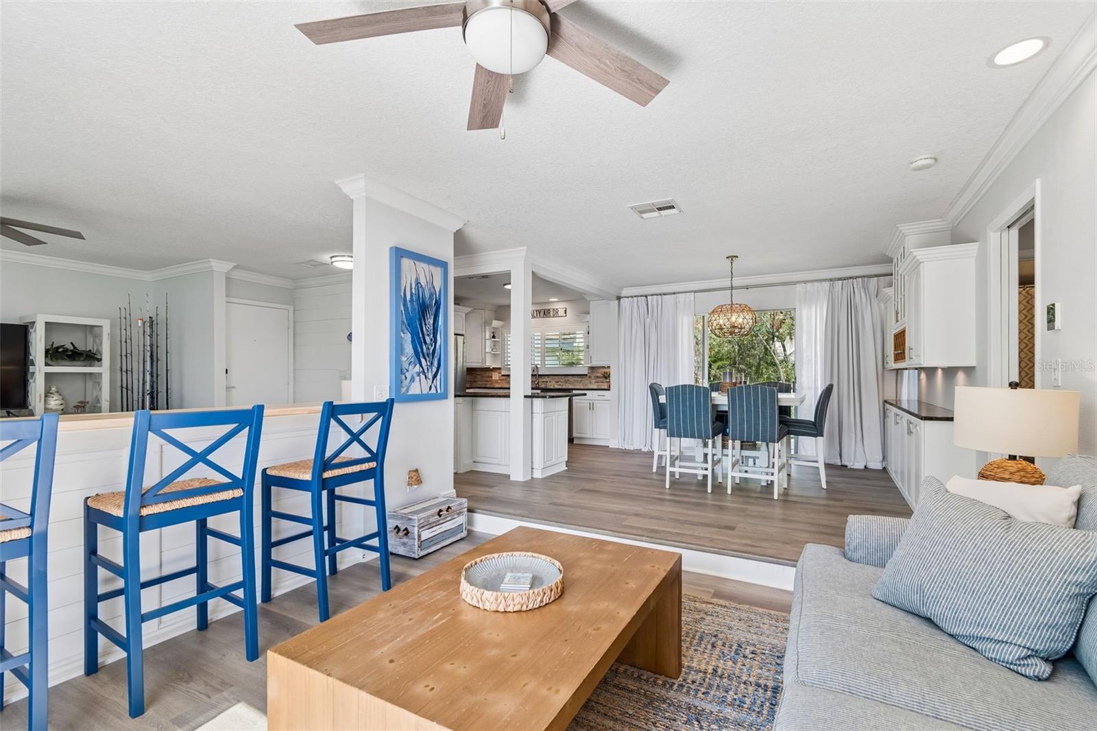 Image 14 of 85 For 311 Island Way 203