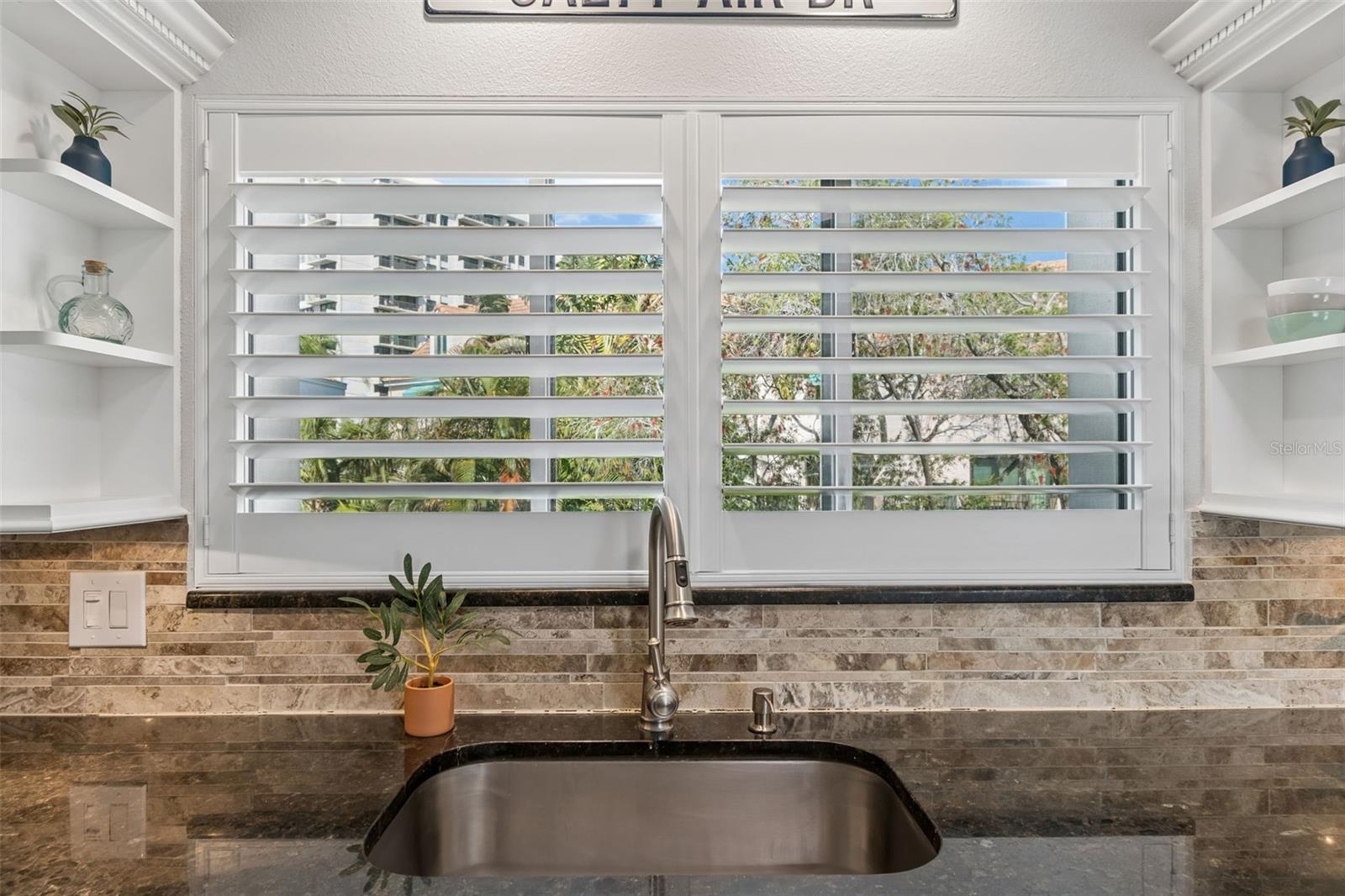 Image 26 of 85 For 311 Island Way 203