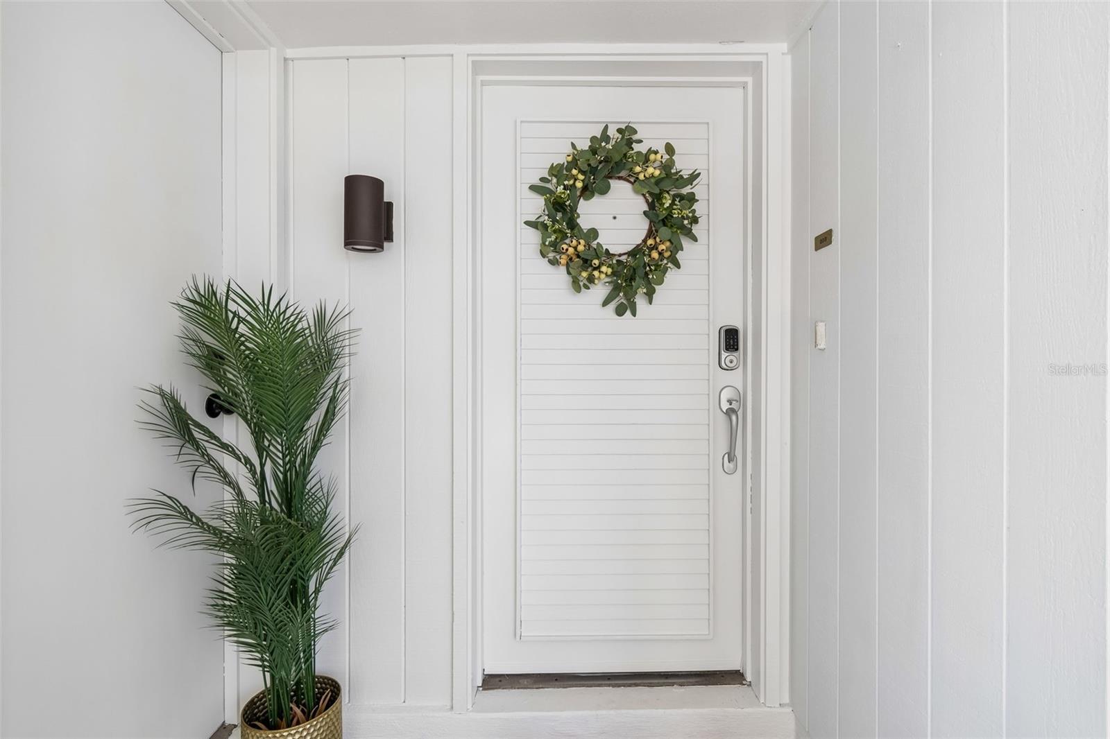 Image 45 of 85 For 311 Island Way 203