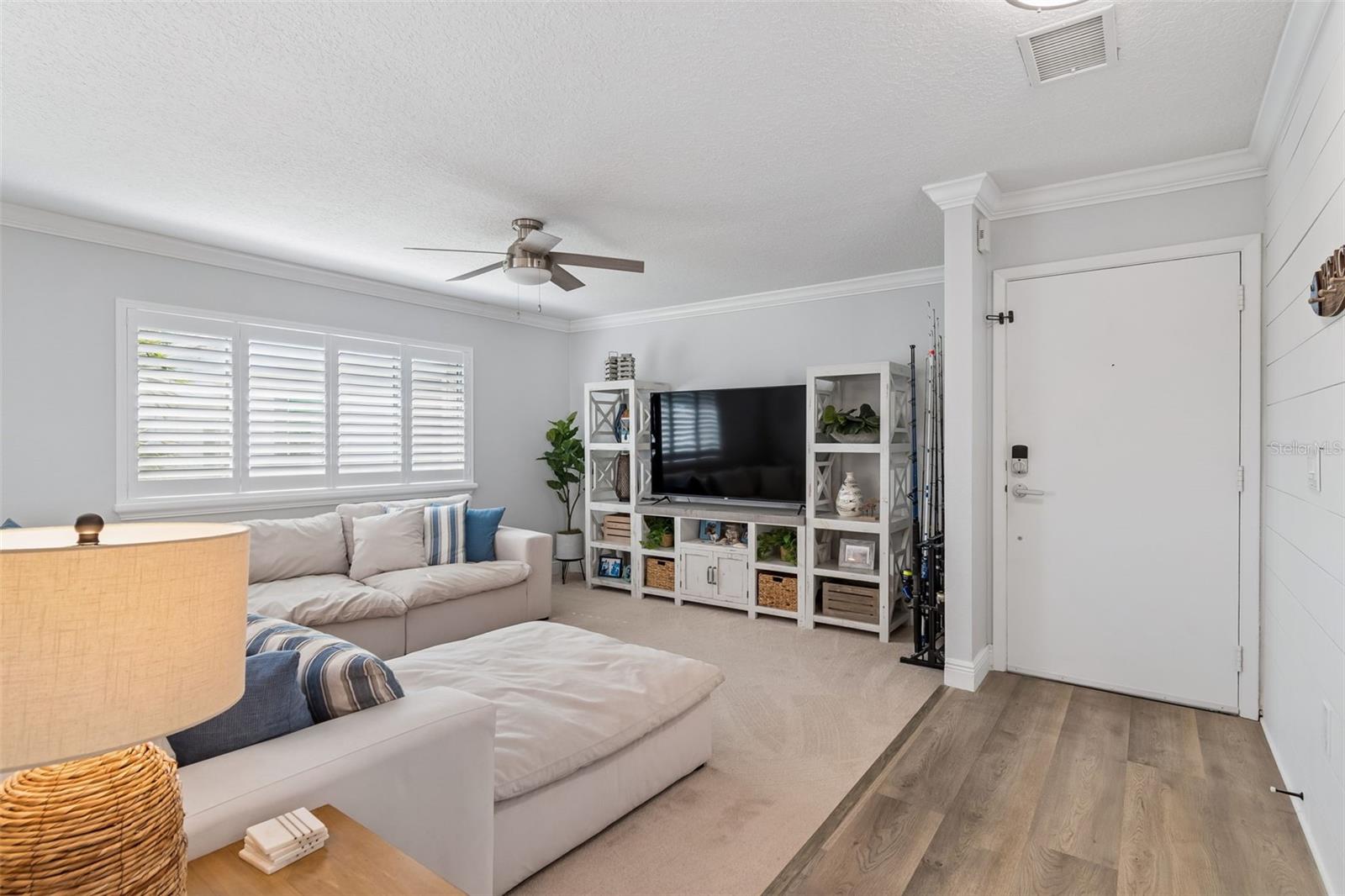 Image 6 of 85 For 311 Island Way 203