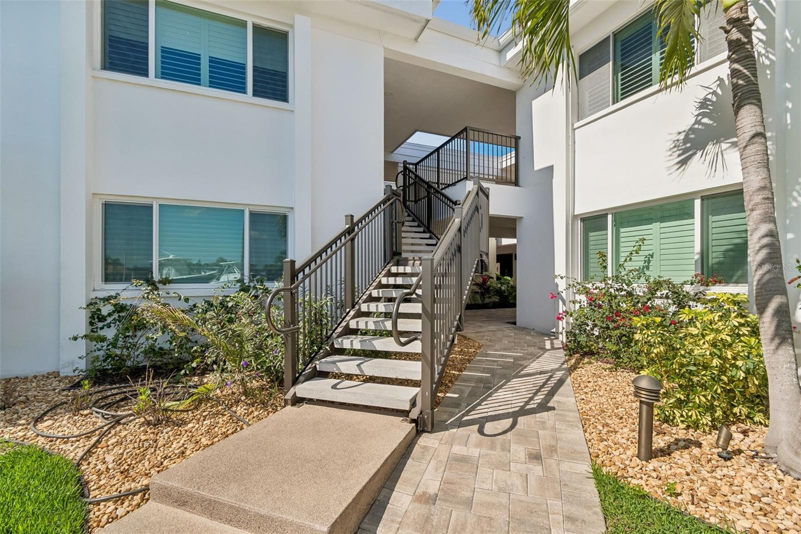 Image 61 of 85 For 311 Island Way 203