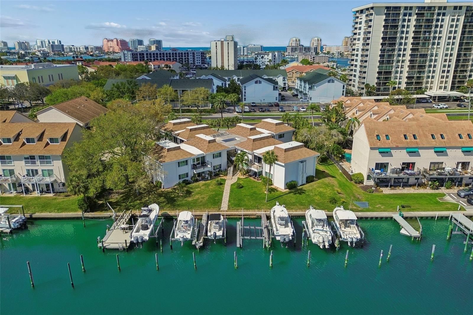 Image 68 of 85 For 311 Island Way 203