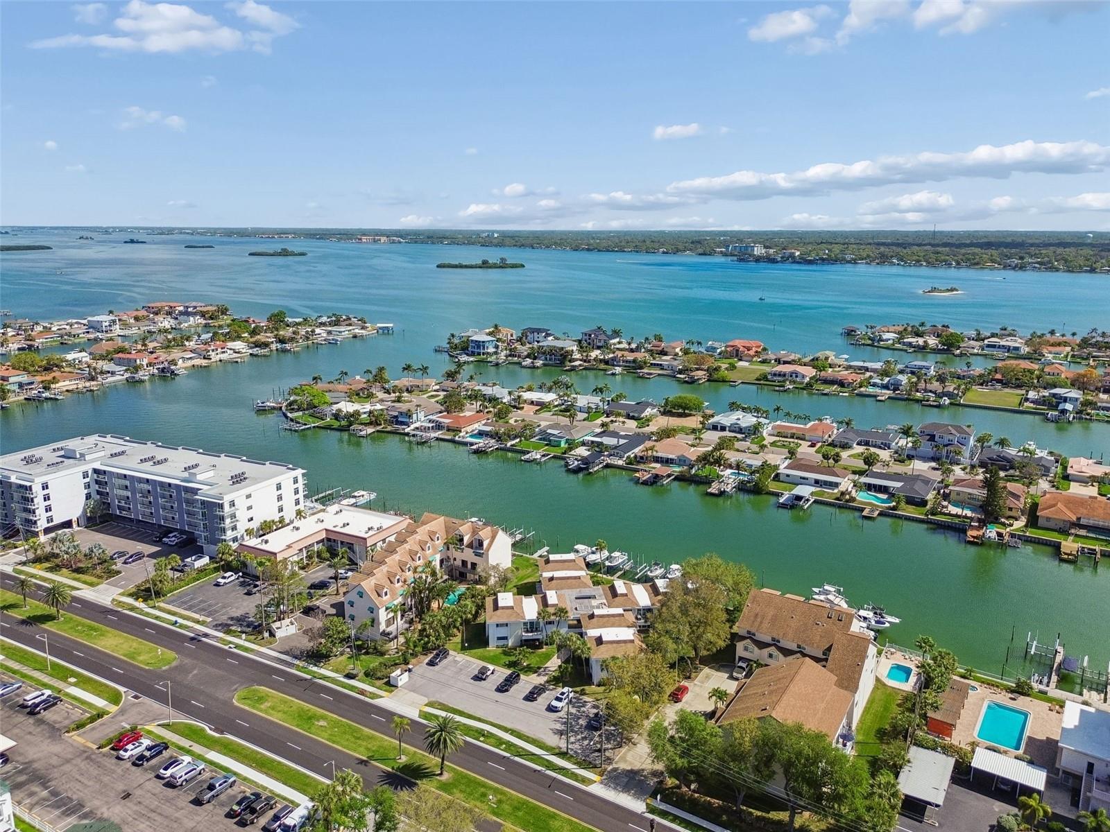 Image 69 of 85 For 311 Island Way 203