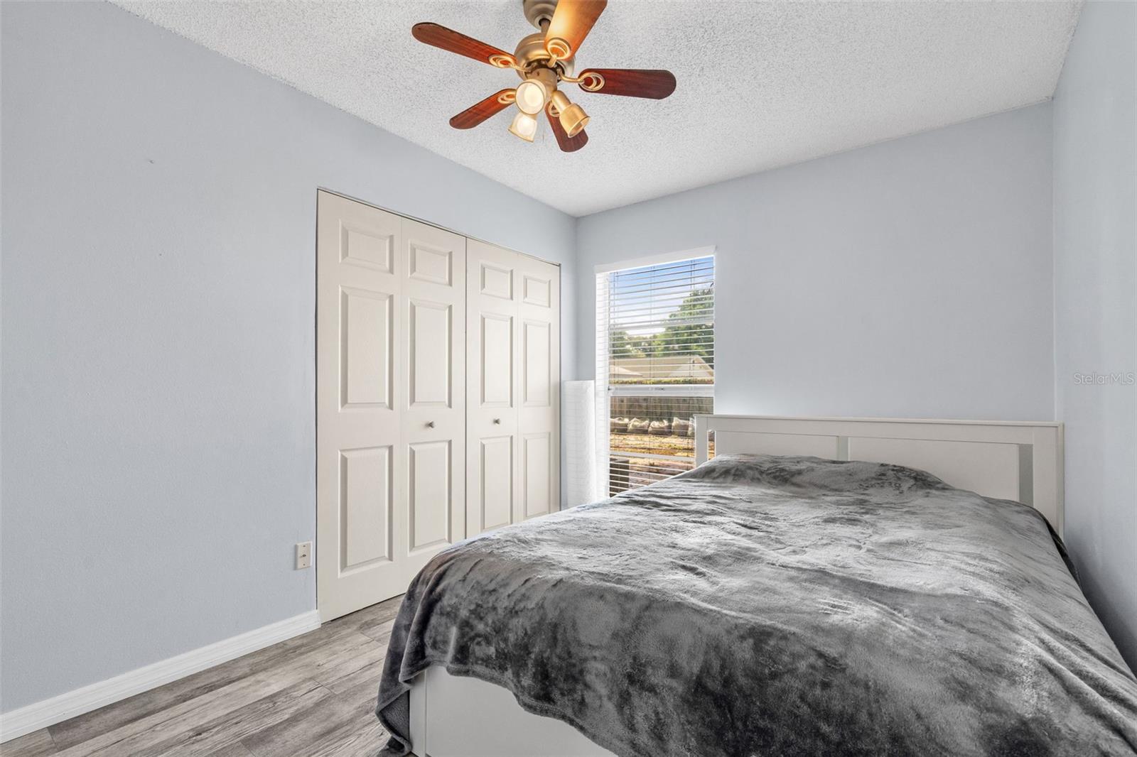 Image 16 of 38 For 128 Euclid Avenue