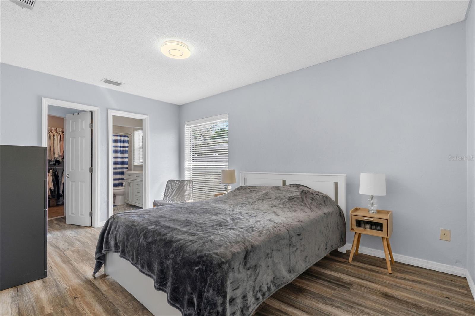 Image 21 of 38 For 128 Euclid Avenue