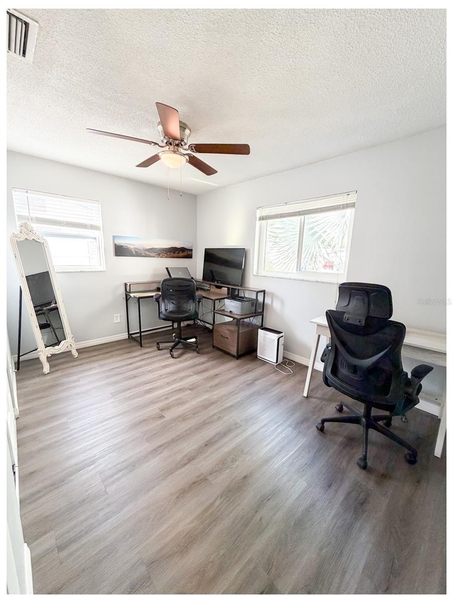 Image 22 of 27 For 2225 Nellie Street