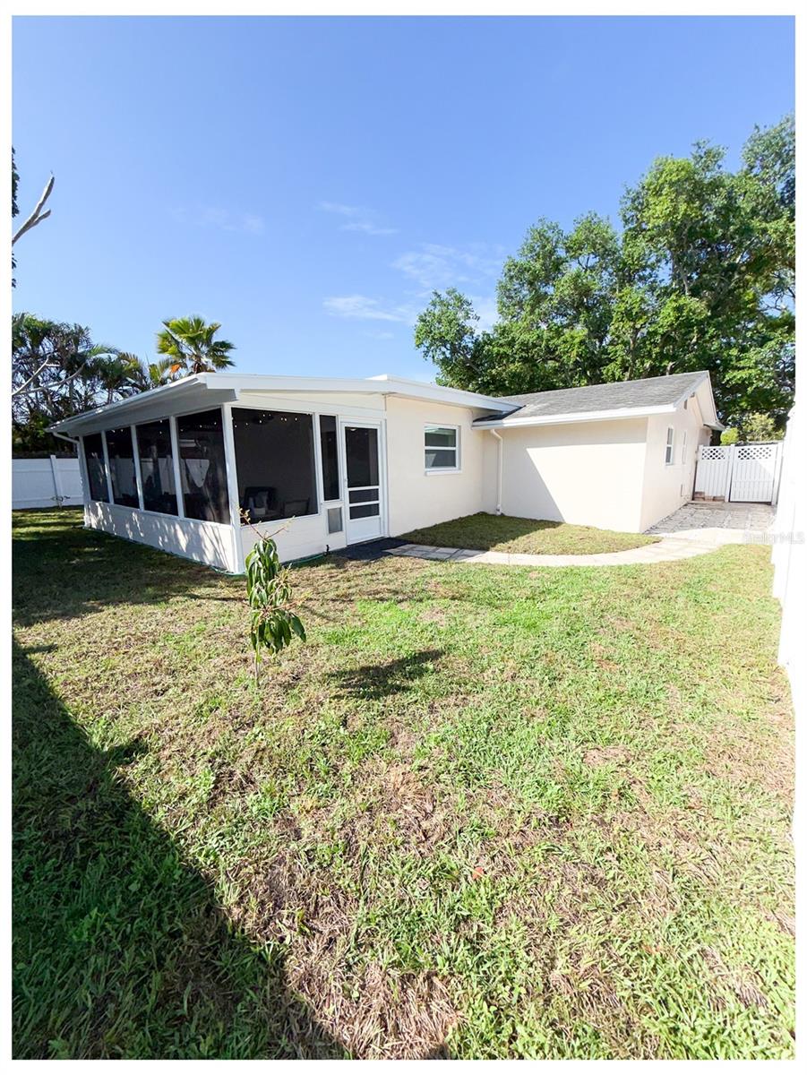 Image 25 of 27 For 2225 Nellie Street