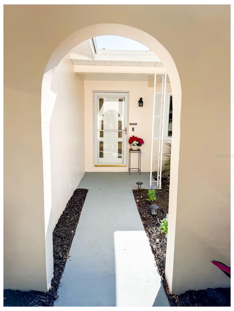 Image 3 of 27 For 2225 Nellie Street