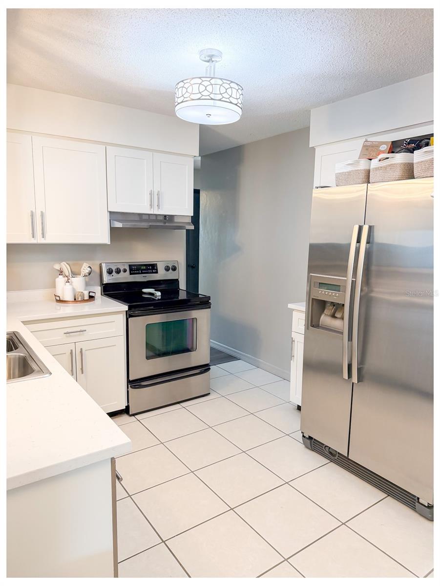 Image 6 of 27 For 2225 Nellie Street