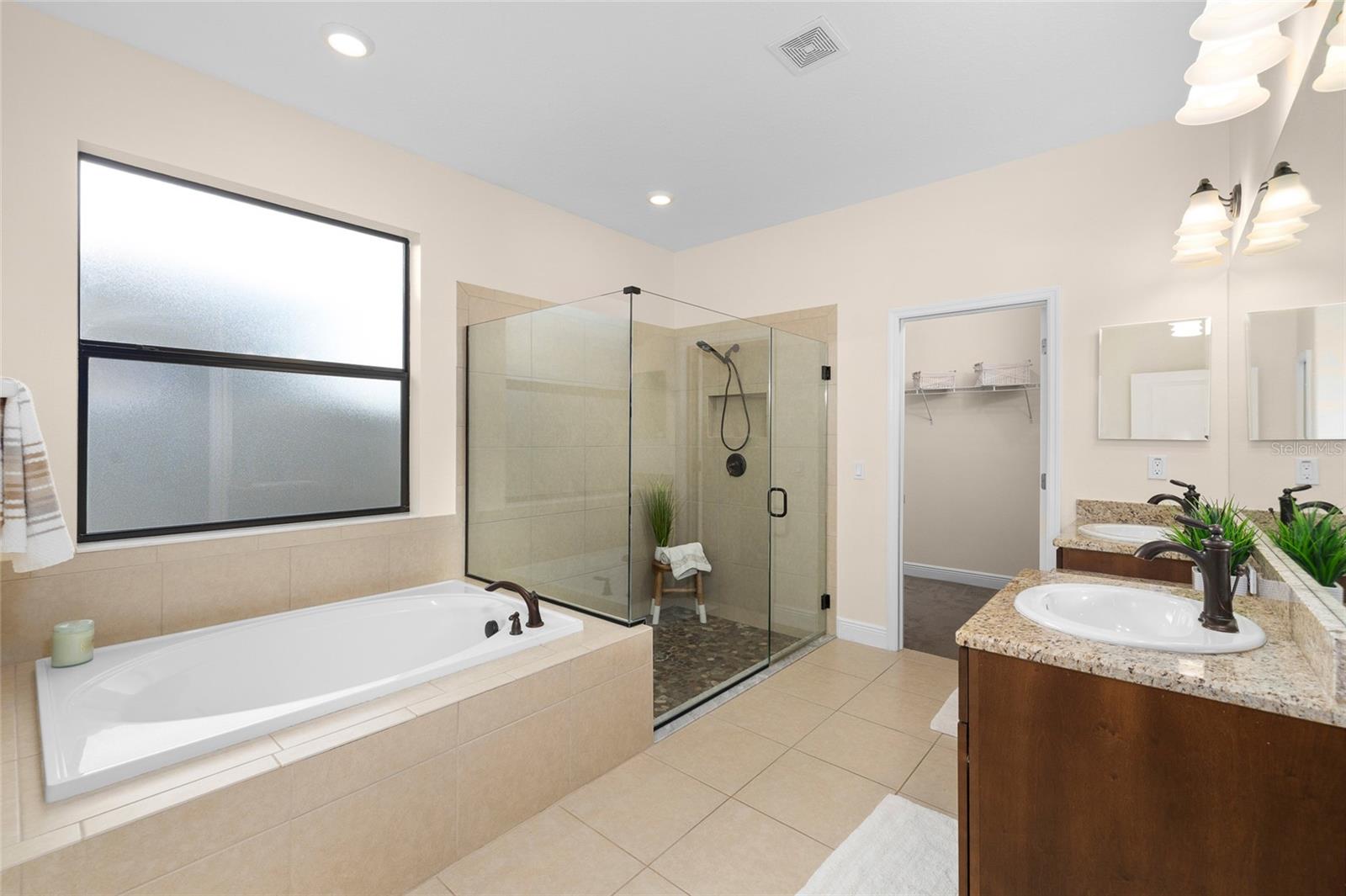 Image 19 of 35 For 19819 Wading Crane Way