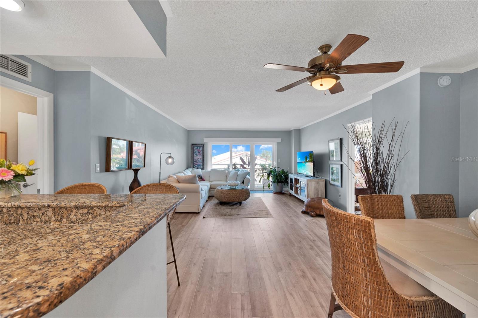 Image 11 of 30 For 4900 Brittany Drive S 301