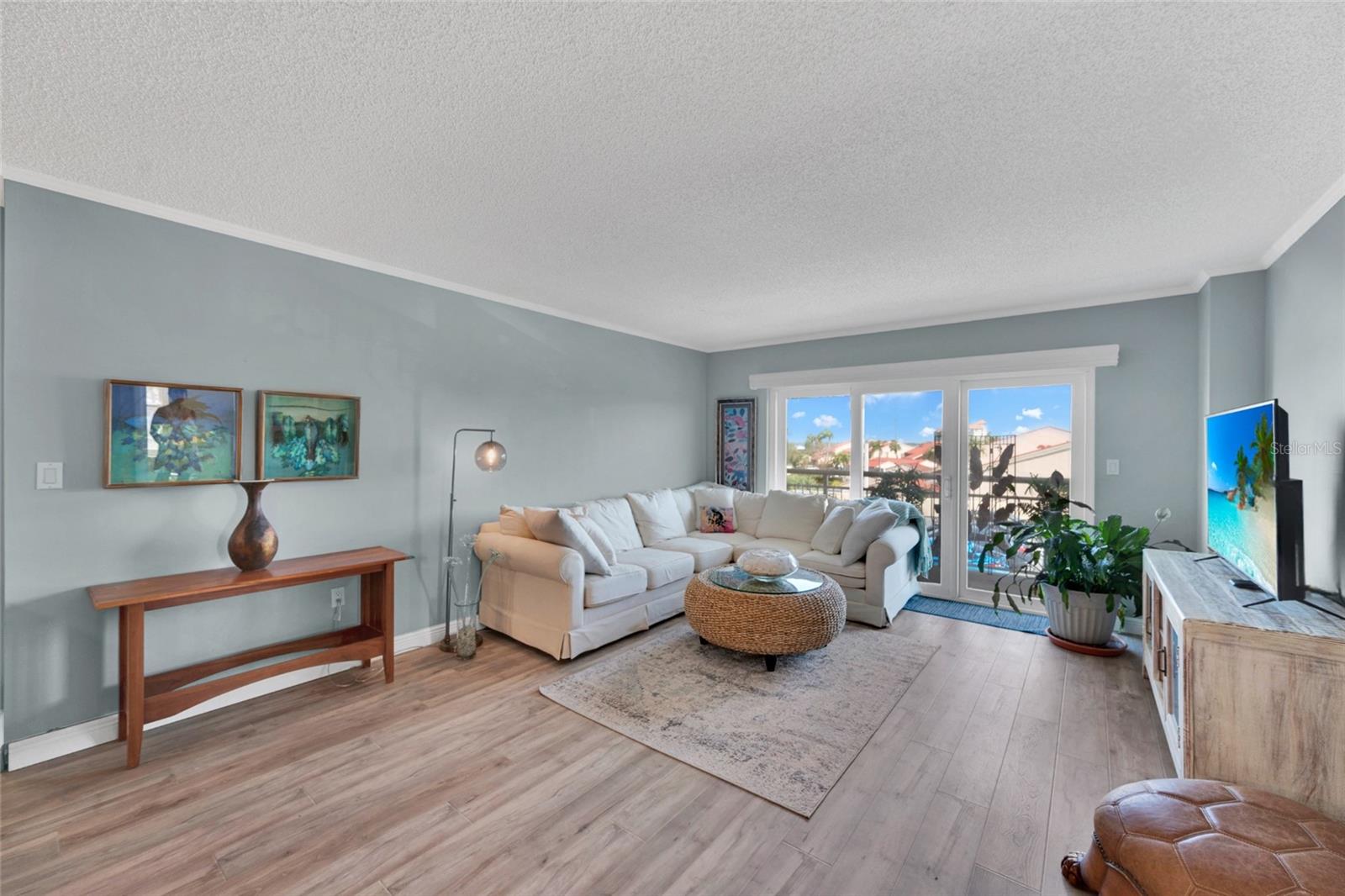 Image 9 of 30 For 4900 Brittany Drive S 301