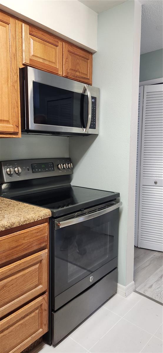 Image 8 of 45 For 3455 Countryside Boulevard 92